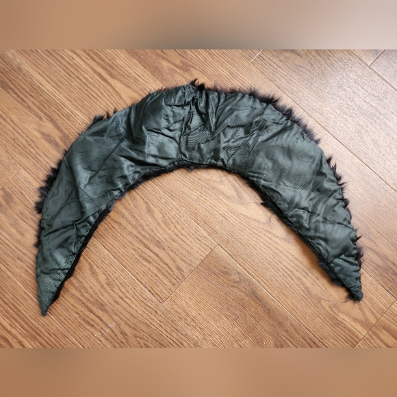 Vintage Black Rabbit Fur Collar - Picture 2 of 2